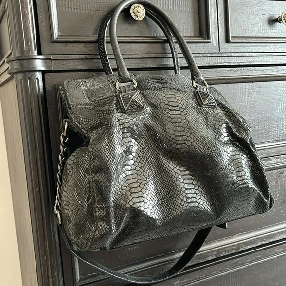 Michael Kors Black Snakeskin Shoulder Bag - Picture 3 of 3